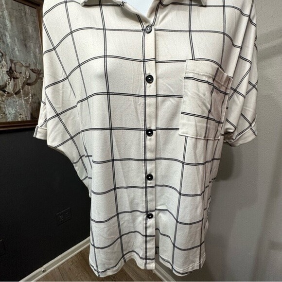 Sweet Rain Button Down Black&White Plaid Striped Size Medium Blouse Top - Picture 10 of 11